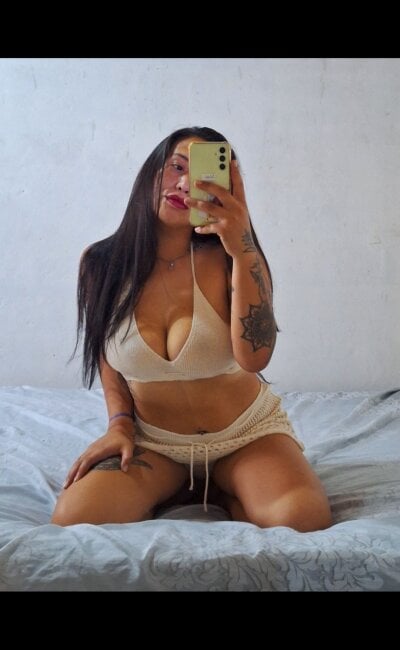 yuyuuu12 from stripchat