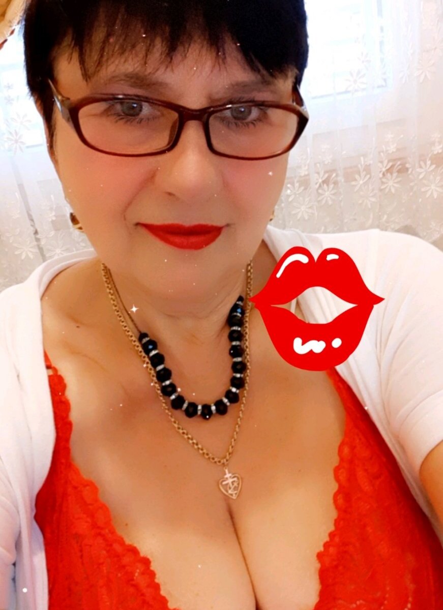 SweetCherry27's Offline XXX Chat