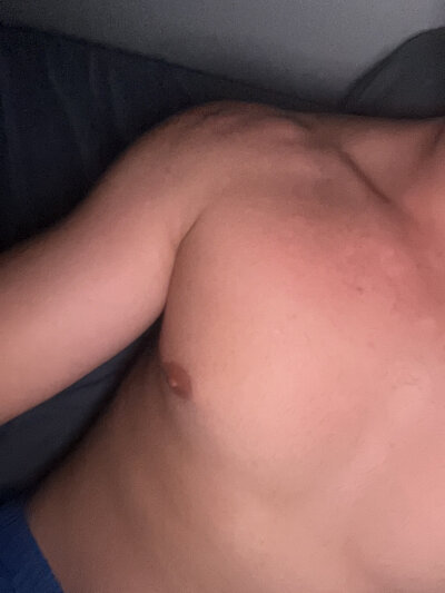 deejay2002 from stripchat