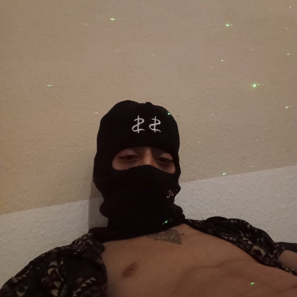 adam_bunny profile