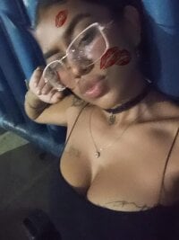 sexy_pucca's Live Webcam Show