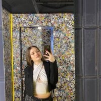 GenniFent's webcam live show
