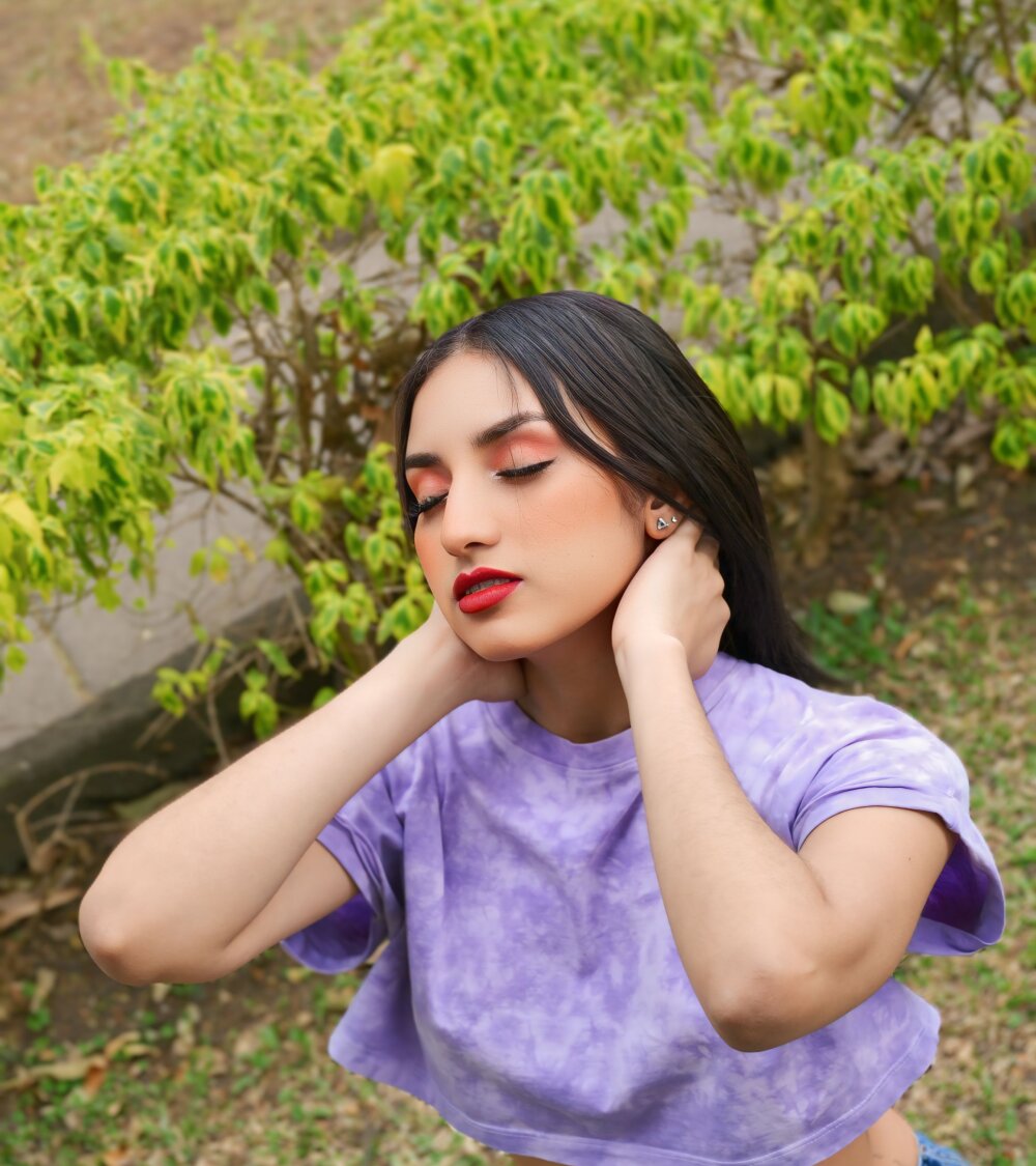 Live sex webcam photo for JenMoon #290488317