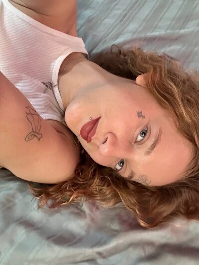 klitorrr Live Cam on StripChat and RICams