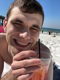 DeafGuyProud389's webcam live show