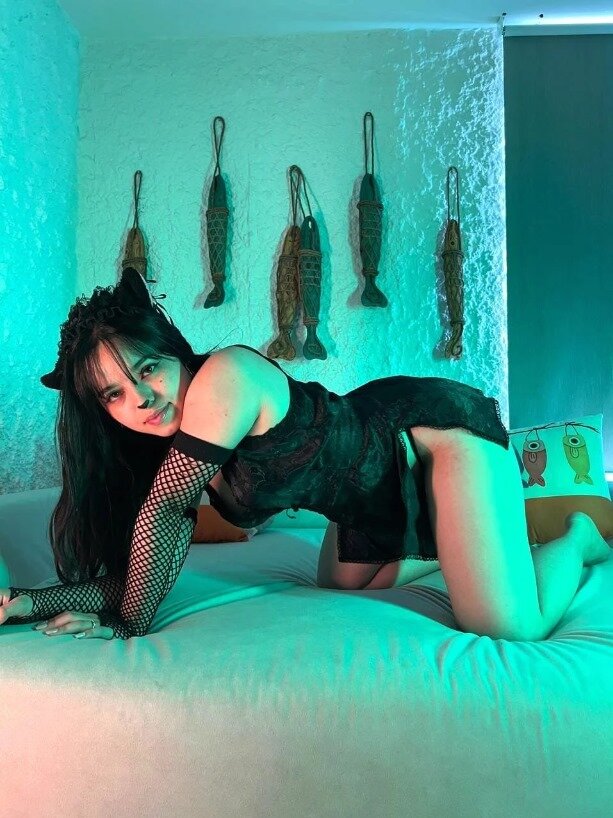 bella_montenegro01
