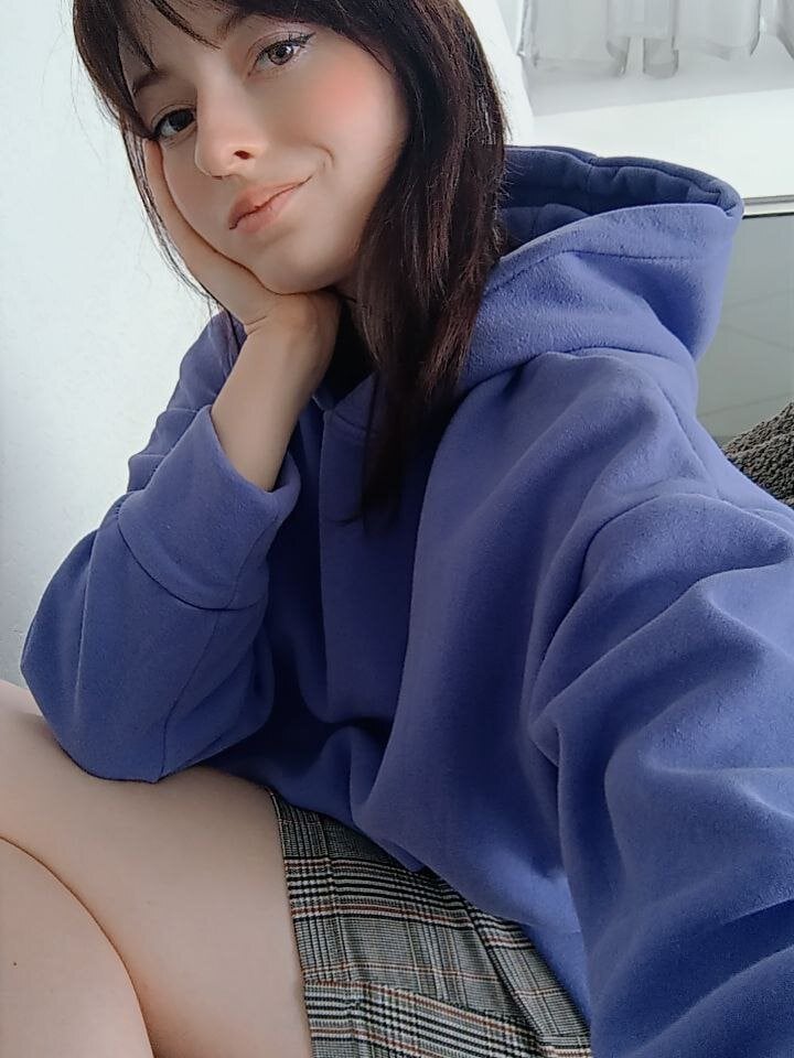 Live sex webcam photo for LidiaGioia #289474668