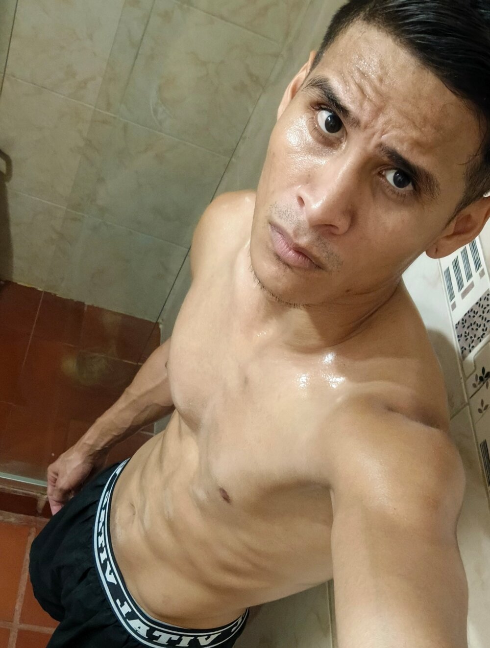 mr_luiiggy from stripchat