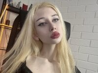 LoriTori's webcam live show