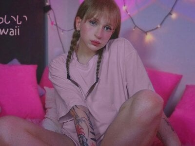 P1nkvenom - Stripchat Teen Glamour Cam2cam Trans 