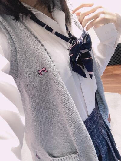 Hibiki_31415 🏔 live online webcam