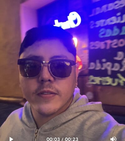 sharli36 Live Cam on StripChat