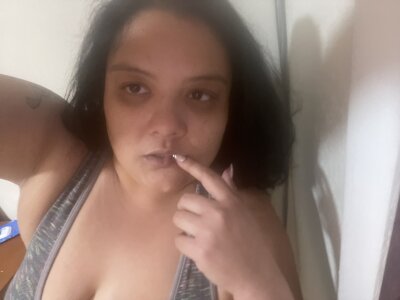 CURVYLINAXoXo - Stripchat Girl 