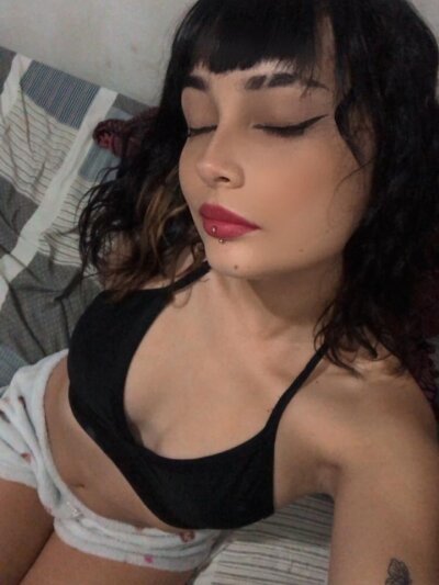 lust_dollxx 🍶 live show