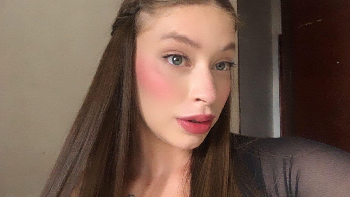 agatha_fox__