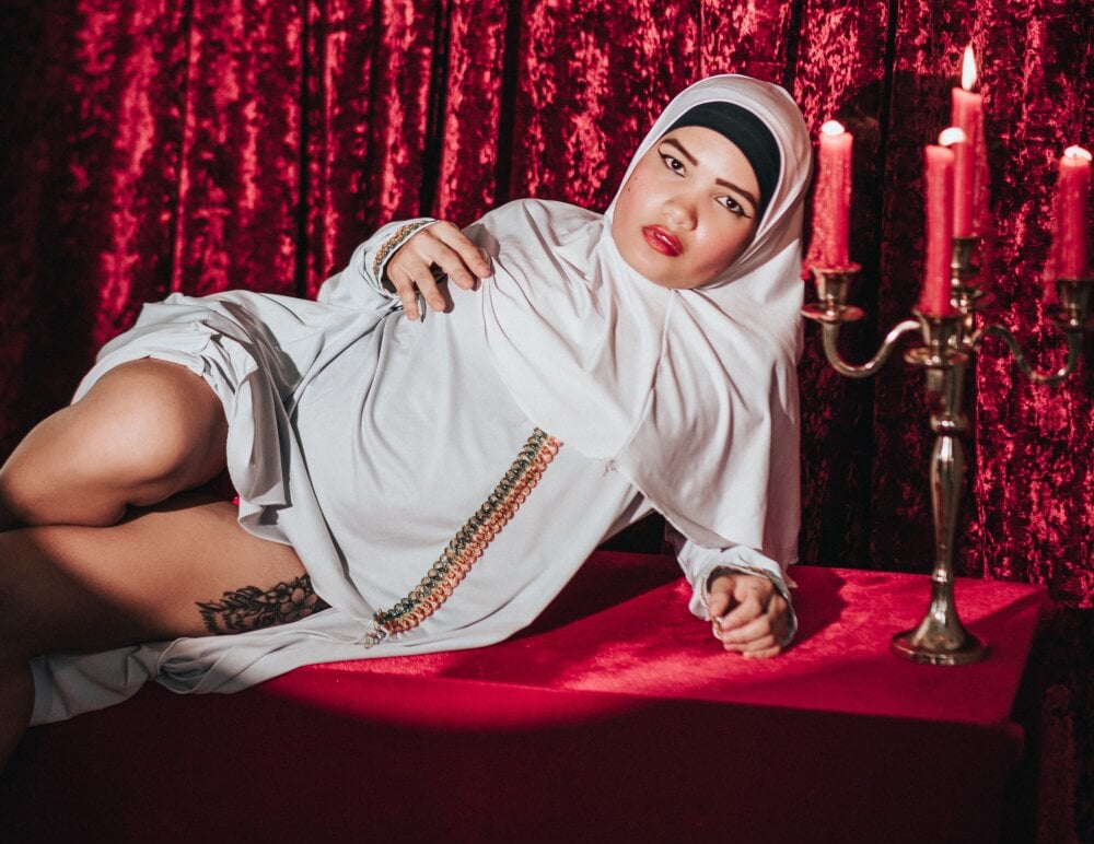 Falak-Yasin Adlı Modelin Çevrimdışı XXX Sohbeti