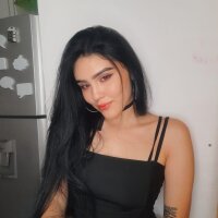 lunamedrano's Offline XXX Chat