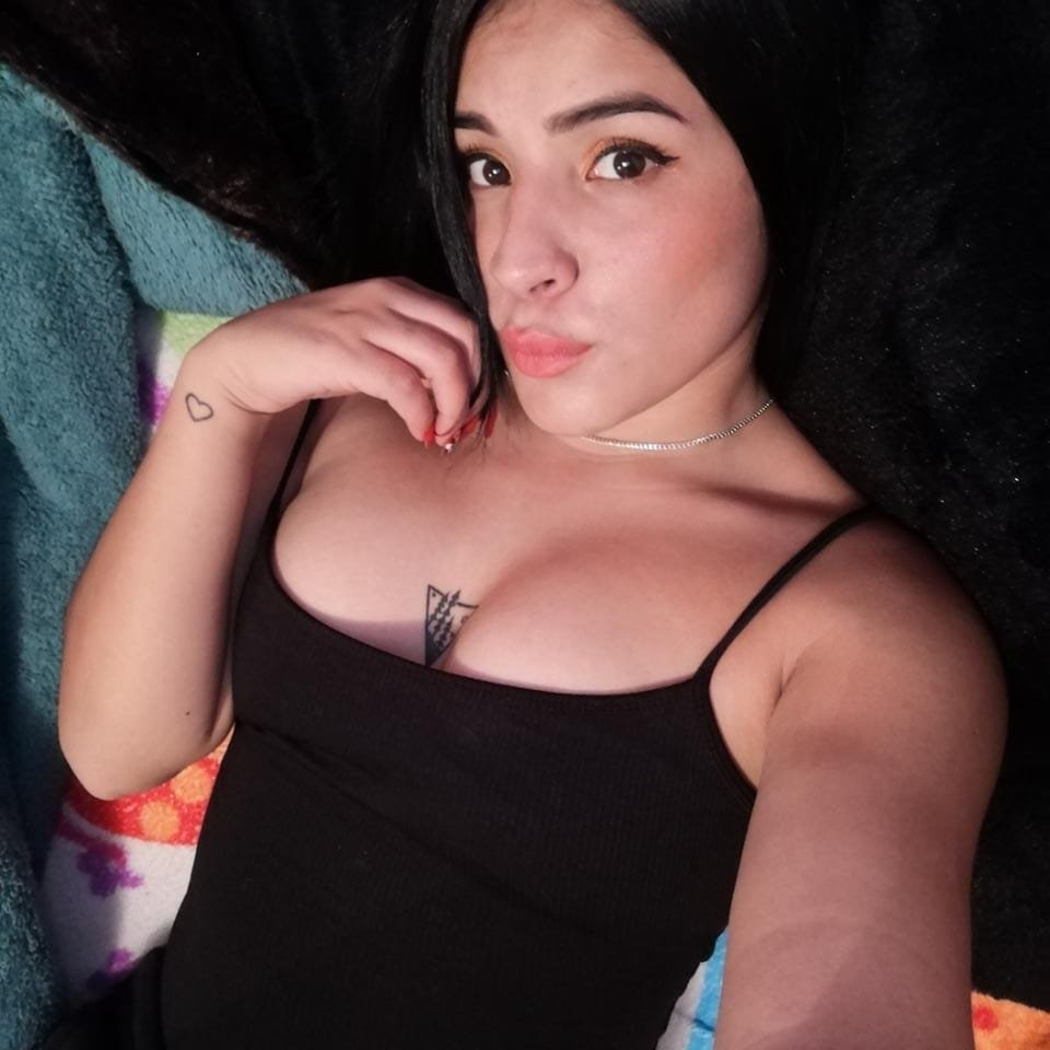 Annie_Red Profile Image