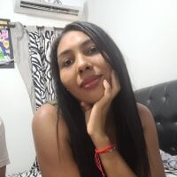 chocolate_sweet69's Offline Chat Room