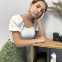 FrancesHas' Offline Chat Room