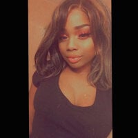 Personaxmama's Offline Chat Room