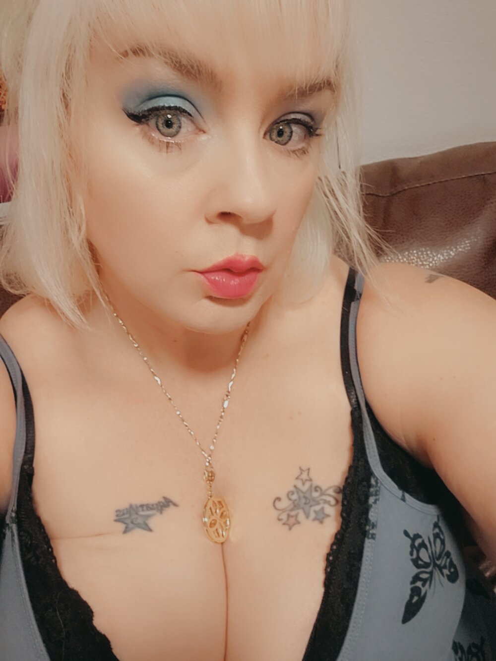 Live sex webcam photo for ladonnastarr #289751919