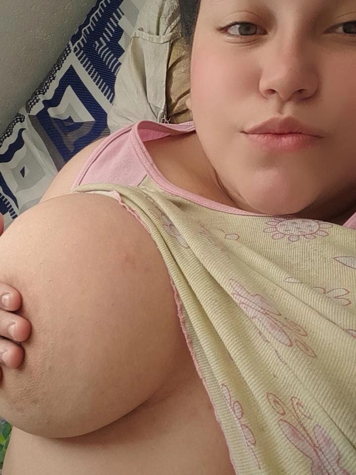 Live sex webcam photo for sofi_miracle #289974721