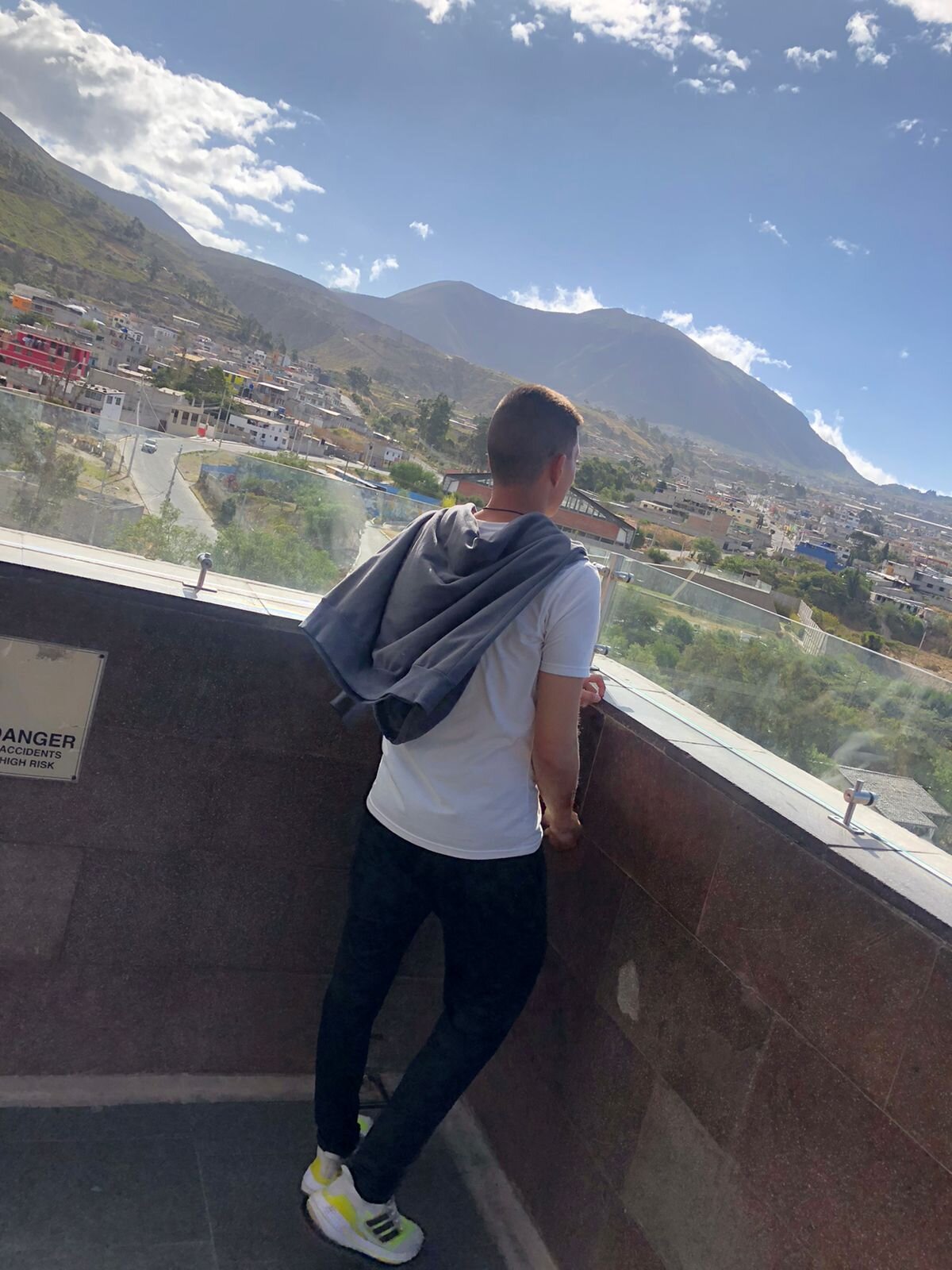 Camilomore002