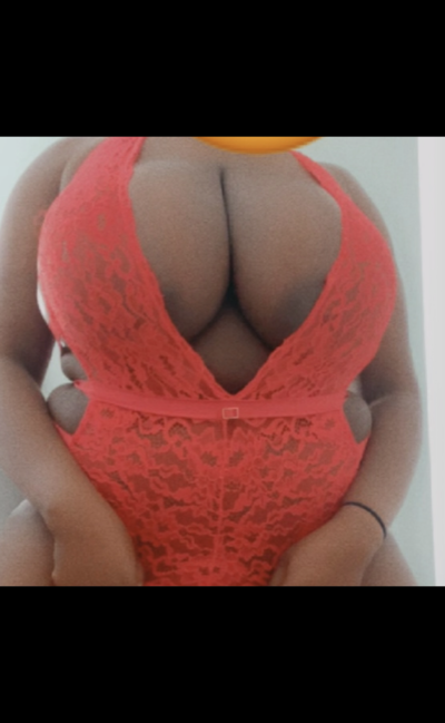 Ebonyxxxella