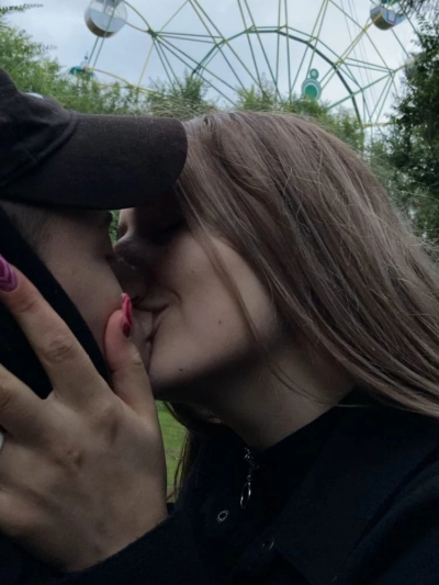 LikaNikaX ♟ live online cam