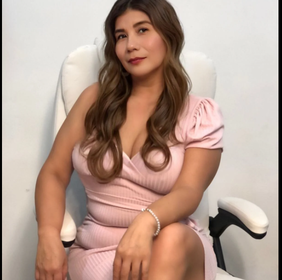 love_mommy from stripchat