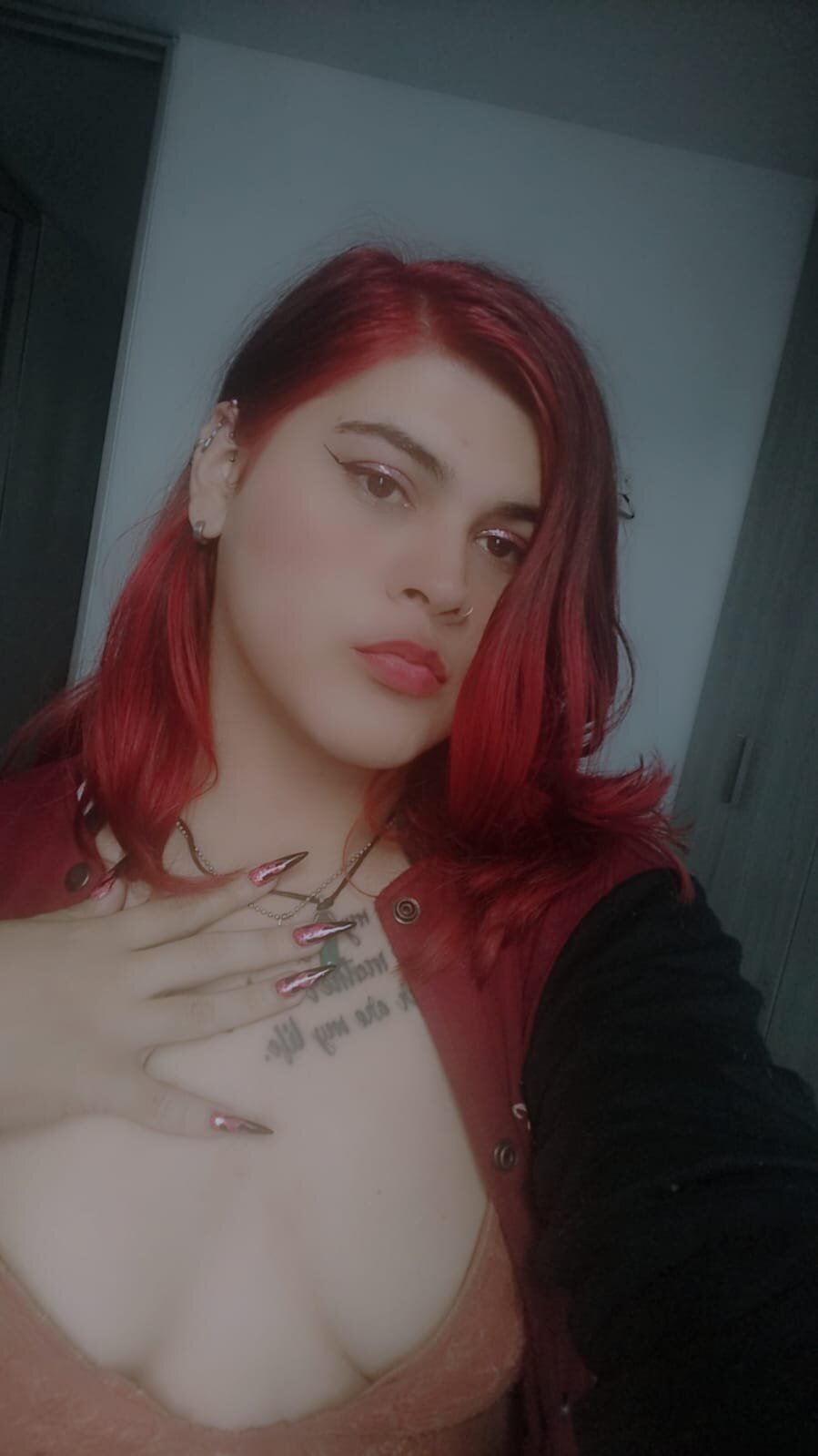 Aphril_Evanss