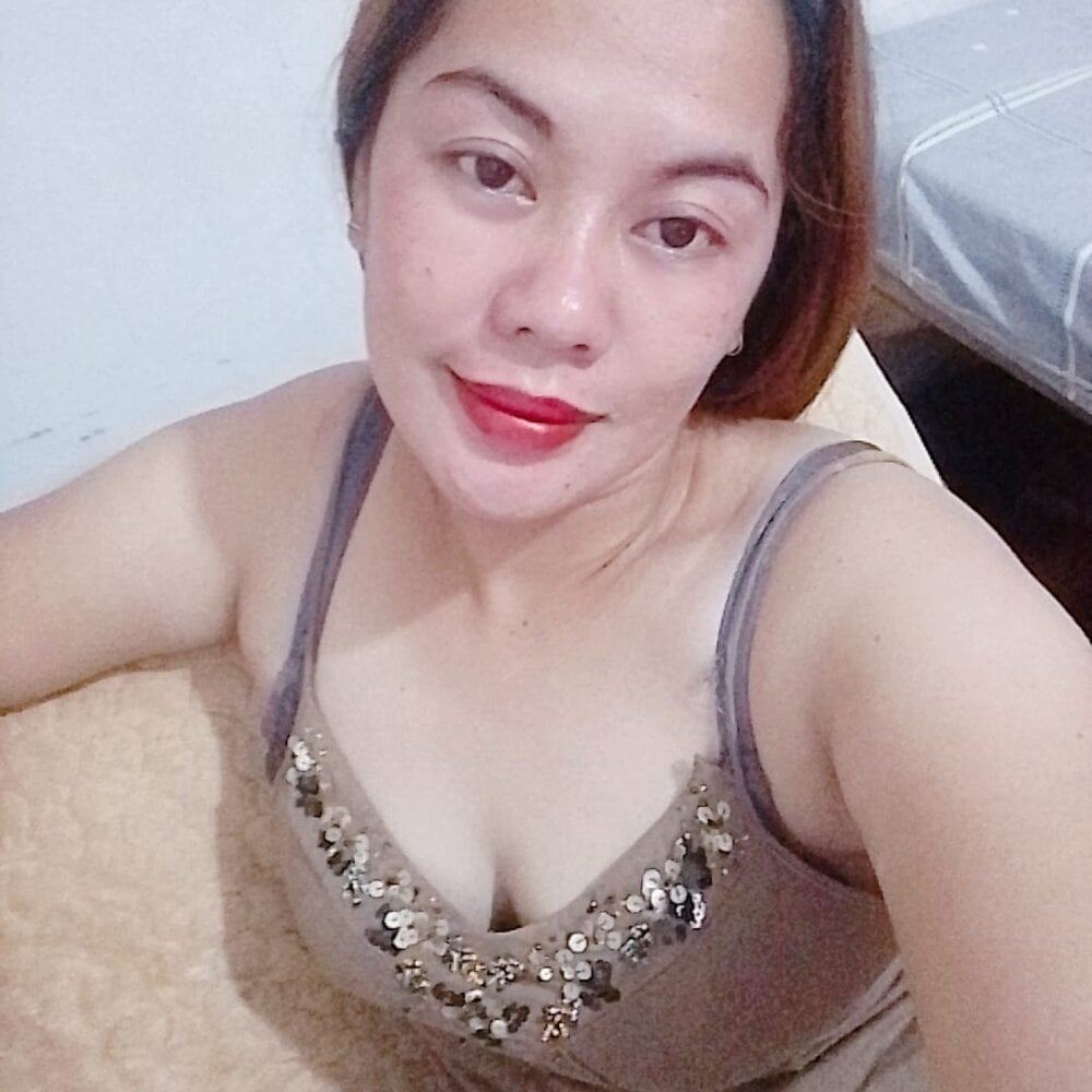 sexycathy03 from stripchat