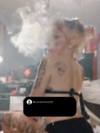 BlazedNichole's Offline Chat Room