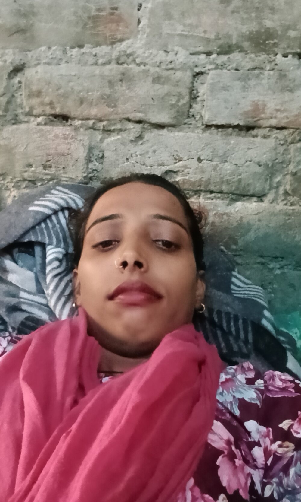 Pinki_thakur_1