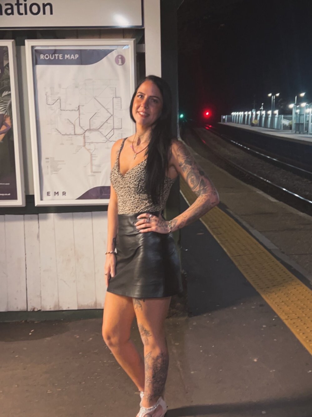 darkhaired-kez from stripchat