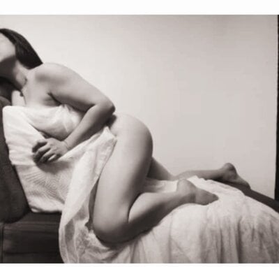 juicy_ishika profile