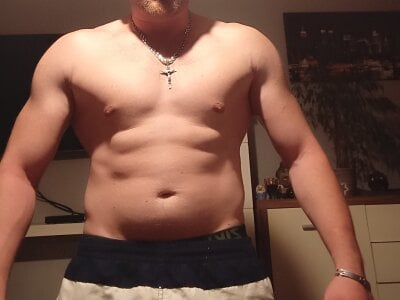 Matt3030Z Male C2c Webcam Striptease