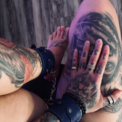 Cool_Freak_ - athletic milfs