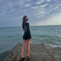 Kristylovee's Offline Chat Room
