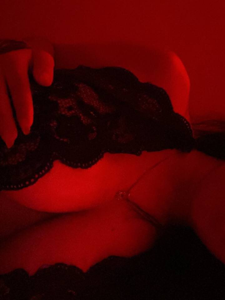 IngridIvolella's most recent online preview