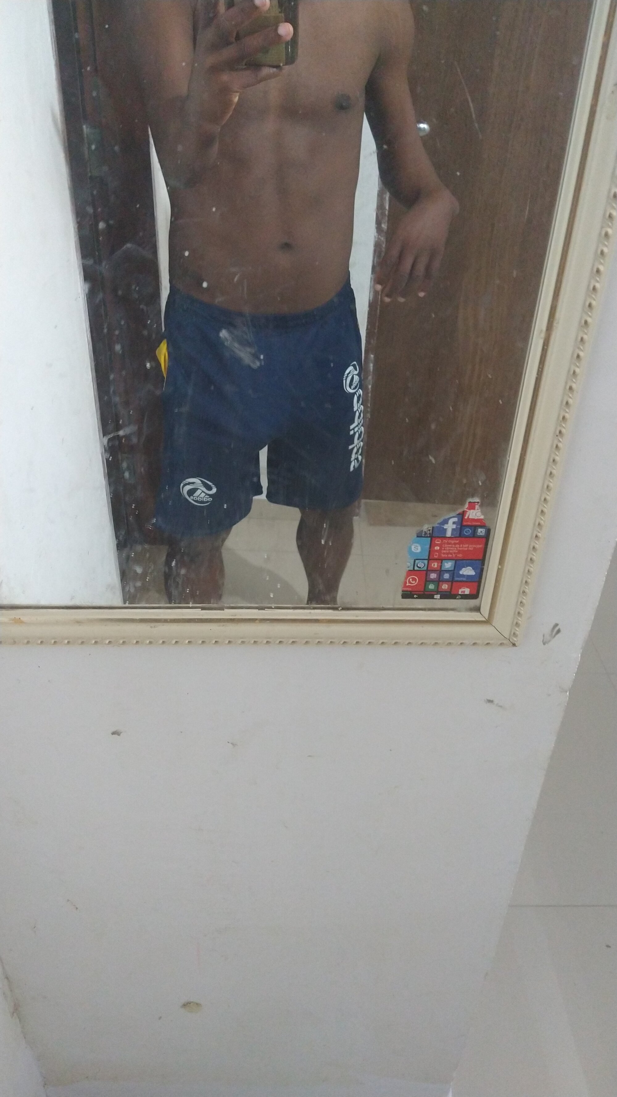 Negrocomedor20cm