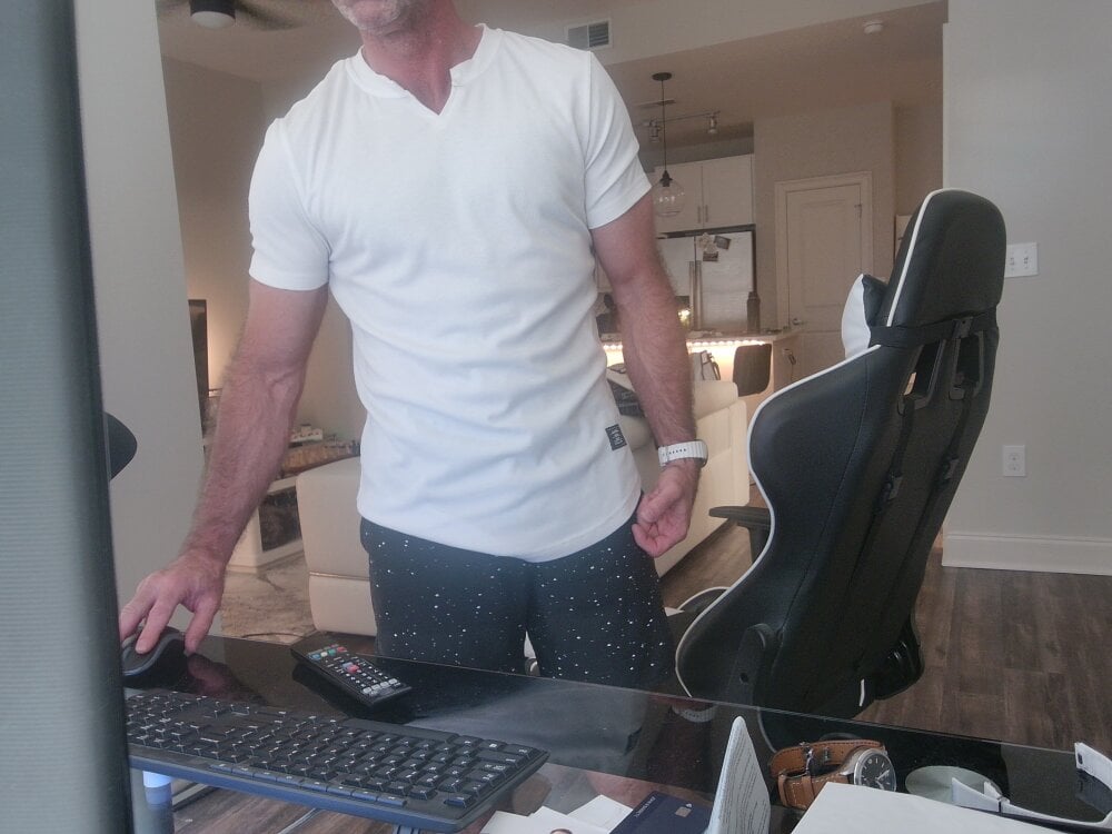 chase_steele from stripchat