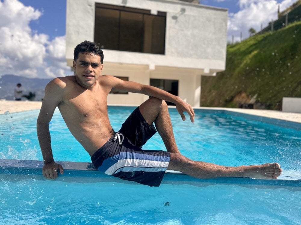 Millan_DarkWood Offline XXX Chat