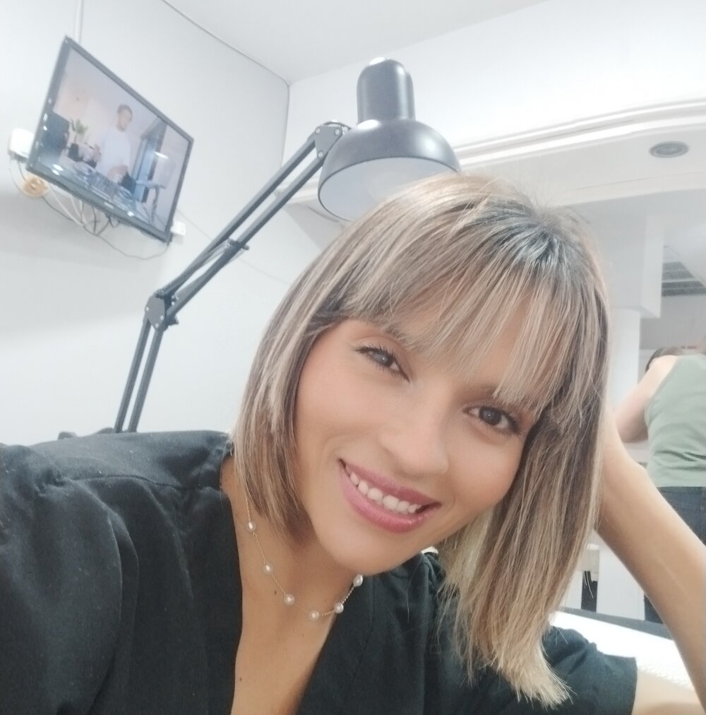 myliveeroticcams.com solunasol livesex profile in island-of-beautiful-girls cams