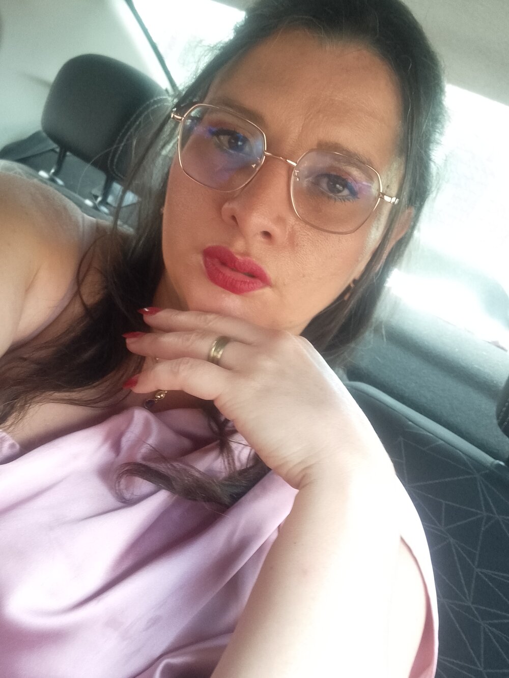 Aleja_Gonzales profile