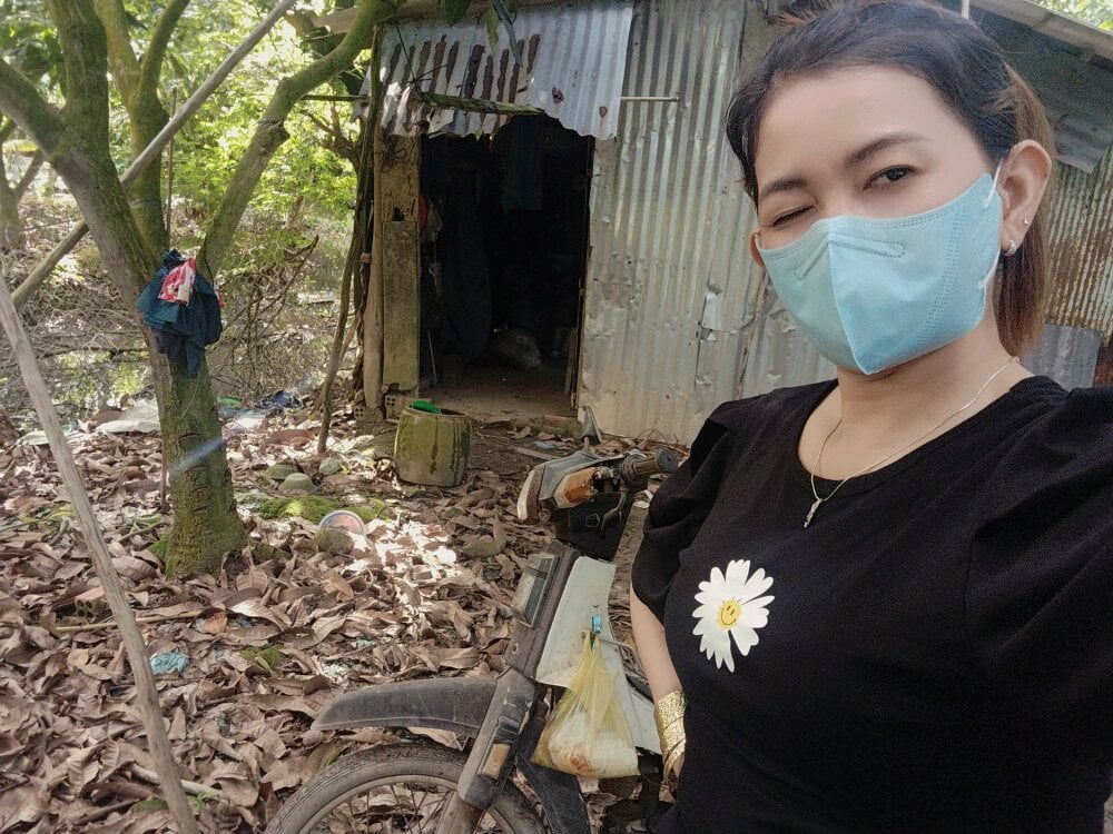 6livesex.com codaivensong livesex profile in granny cams