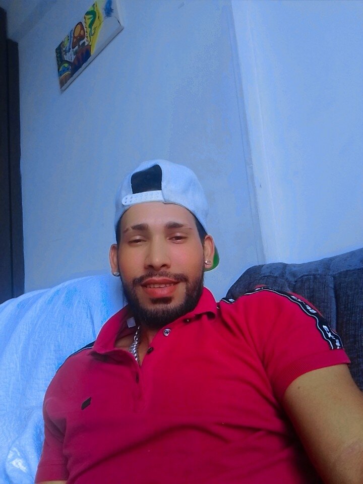 luis_23hot
