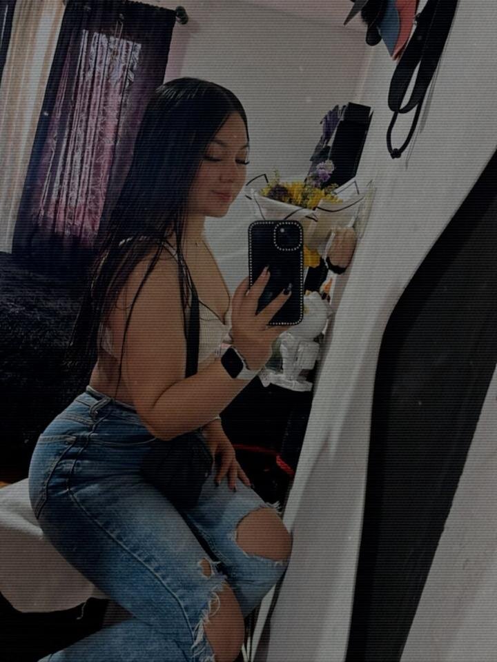 Kitty_g3's Offline XXX Chat