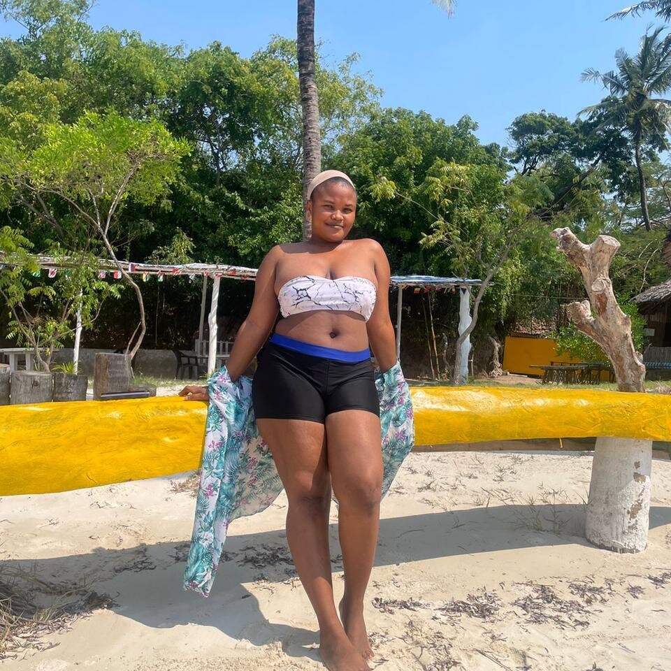 Melinda_rosy